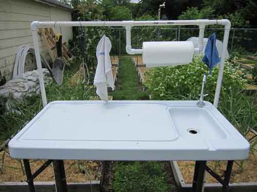 folding garden table with sink